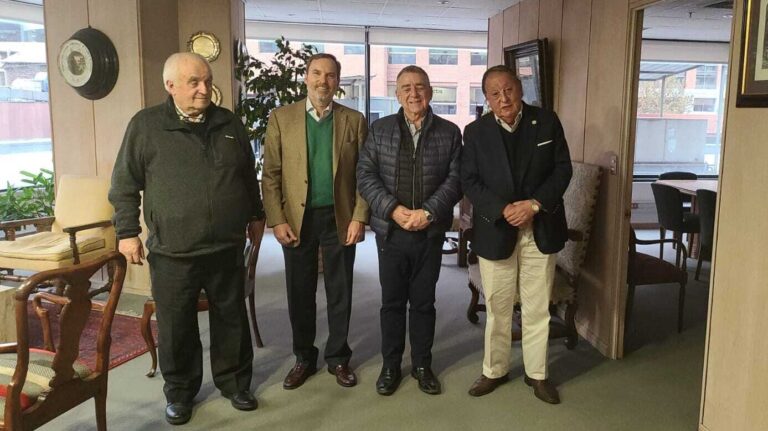 Gremios de transporte de carga y Sofofa acordaron creación de un comité de logística para acercar posiciones