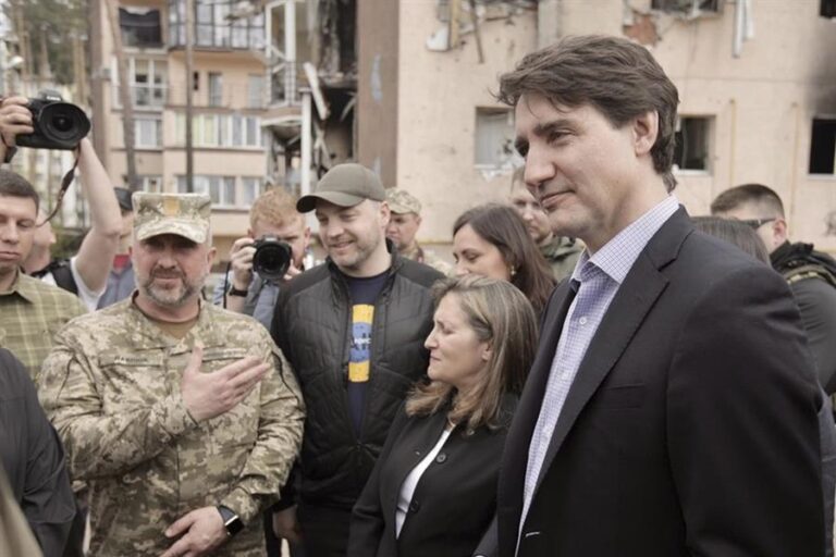Justin Trudeau: “Está claro que Putin es responsable de crímenes de guerra atroces y debe haber rendición de cuentas”