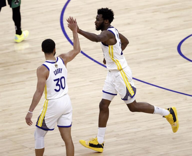 Finales de la NBA: Golden State se impuso en California y tomó ventaja en la serie ante los Celtics
