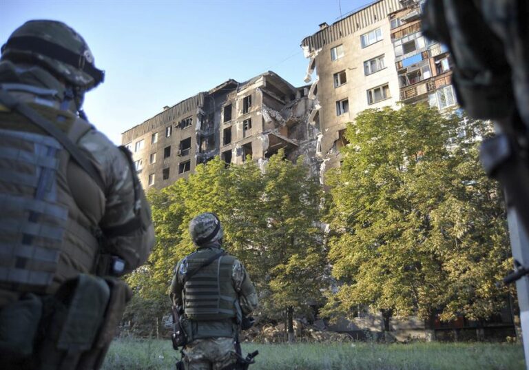 Rusia se hace con el control de Lisichansk, la última plaza fuerte de las milicias ucranianas en Lugansk