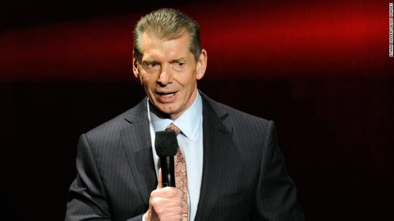 Vince McMahon está siendo investigado por un pago de $ 3 millones para encubrir una relación extramarital