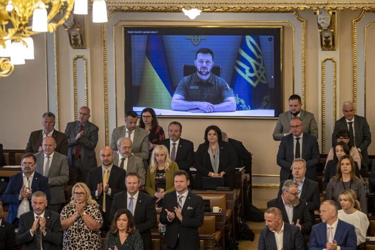 Zelensky advierte que Moscú podría atacar a otros países europeos: 