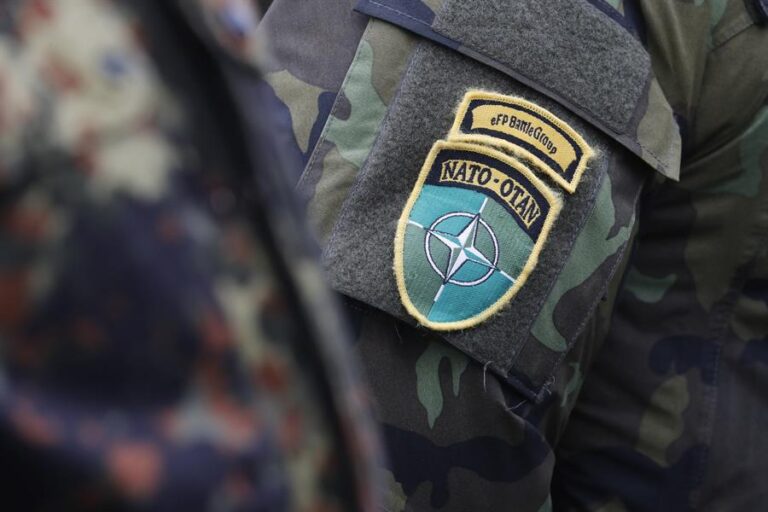 OTAN invitó formalmente a Finlandia y Suecia a unirse a la alianza