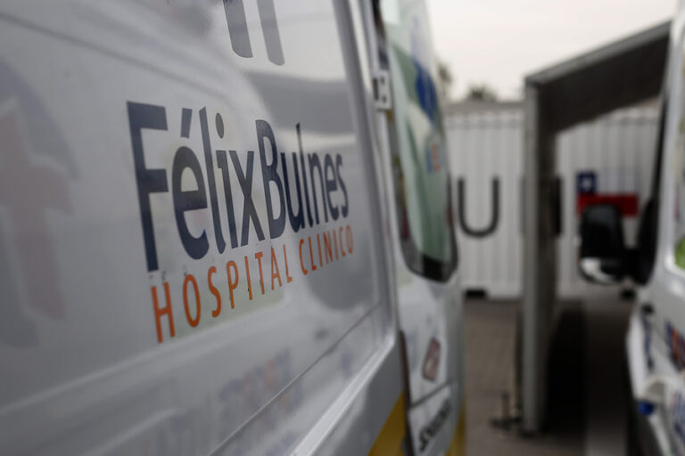 Murió niño de 3 años que ingresó a la UCI del Hospital Félix Bulnes: La mamá y el padrastro serán formalizados