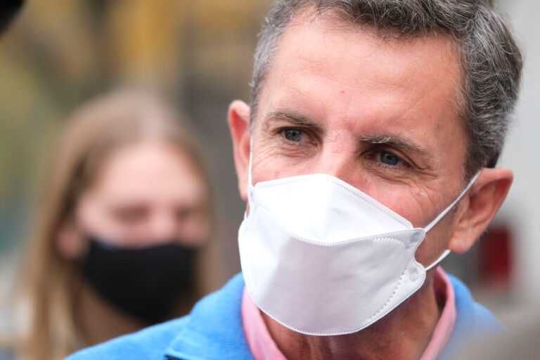 Diputado De la Carrera fue denunciado ante la comisión de Ética por 