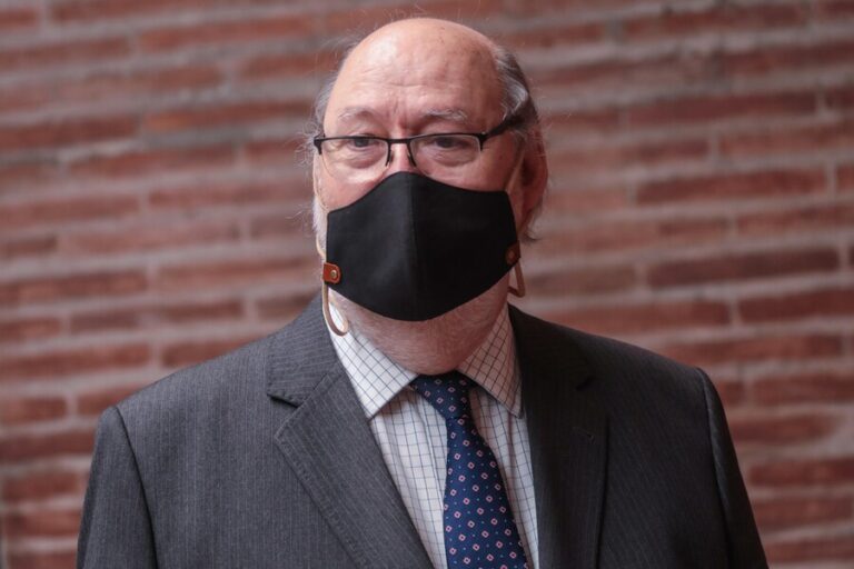 Ofician al presidente del Servel para que “esclarezca a la brevedad” su reunión con “Pancho Malo”