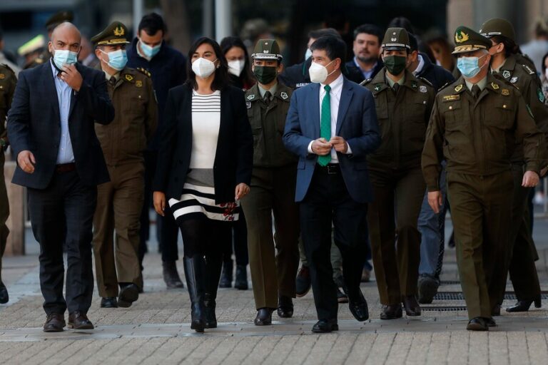 Columna de Emilia García: ¿Está preparado el Gobierno para resguardar la paz y la seguridad de los chilenos?