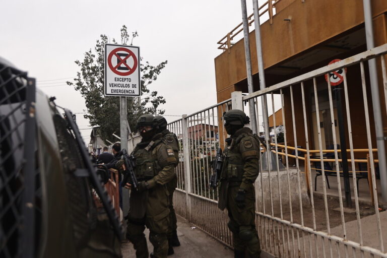 Masivo operativo en población La Victoria dejó 23 detenidos