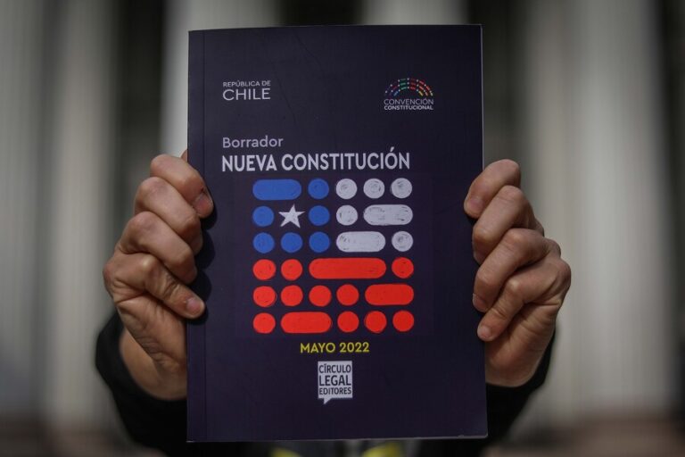 Comisión acuerda quórum de 4/7 para reformar la Constitución y fin del Senado: Serán discutidos por el pleno