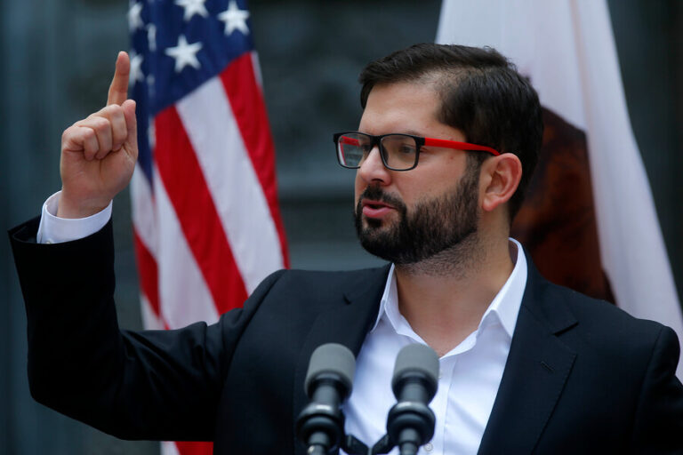 Presidente Boric participará en la inauguración de la IX Cumbre de las Américas: Revisa su agenda de hoy