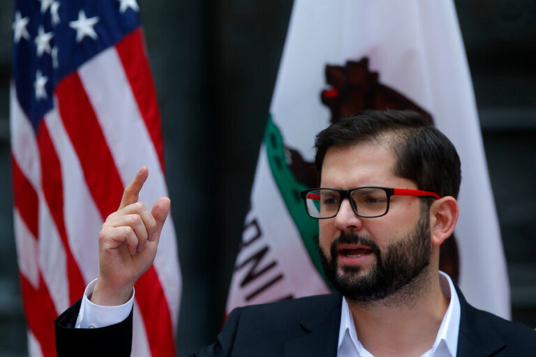 Pulso Ciudadano: Aprobación del presidente Boric aumentó en 5,5 puntos