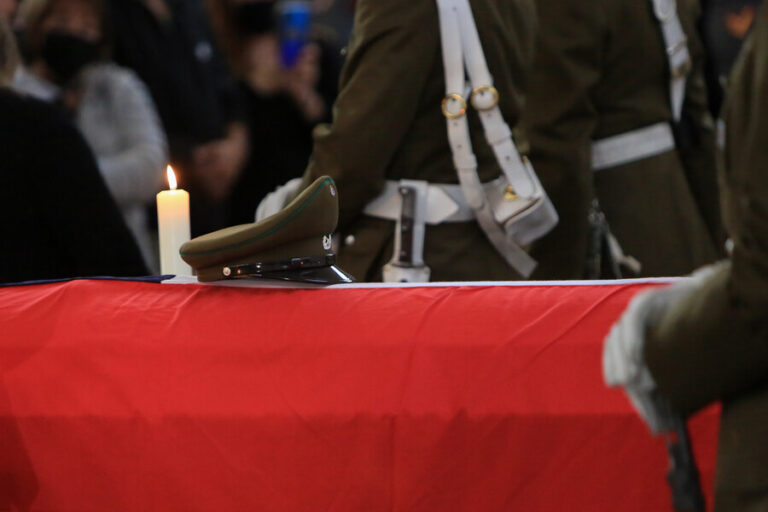 Presidente Gabriel Boric asistió al responso fúnebre del cabo David Florido