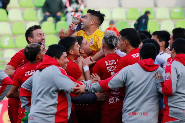 Por penales: Curicó superó a Santiago Wanderers en Valparaíso y avanzó a la siguiente fase de Copa Chile