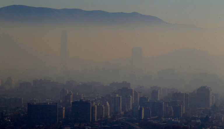 Decretan preemergencia ambiental para la Región Metropolitana para este lunes