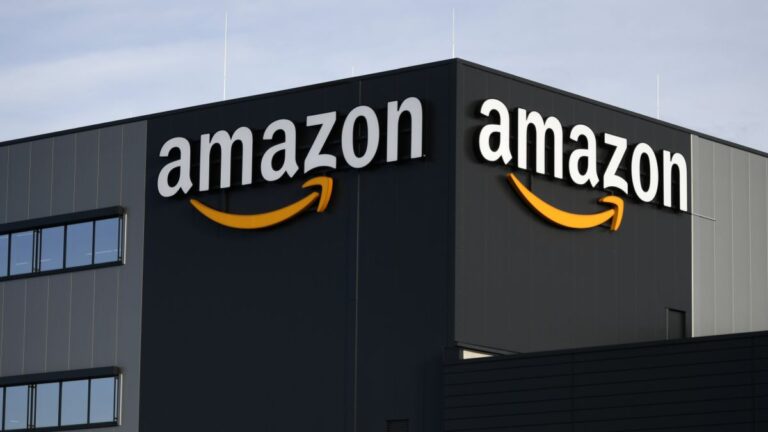 Amazon también prepara una reducción de costos: Pidieron a los empleados buscar trabajo en divisiones rentables