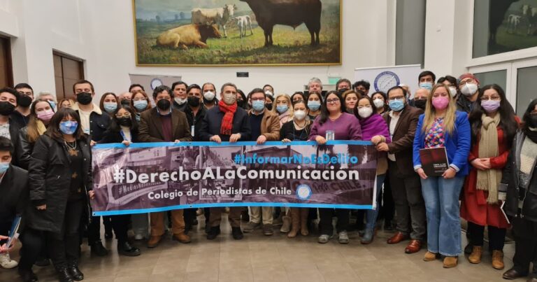 Colegio de Periodistas acuerda voto político por el Apruebo: “Se integran nuestras demandas históricas”
