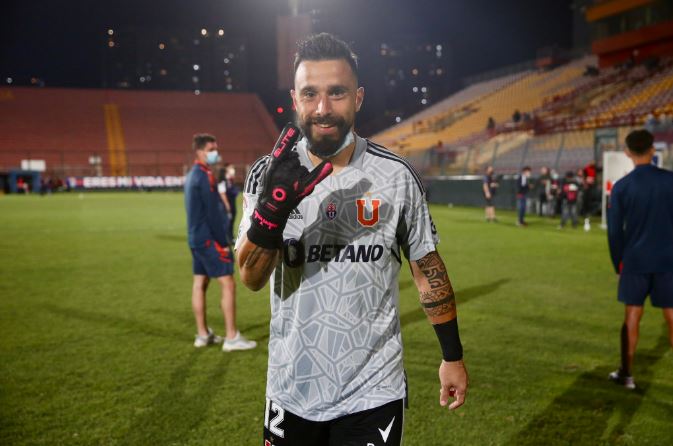 Caso Byron Castillo repercute en la U: Galíndez quiere partir tras ser hostigado en redes sociales