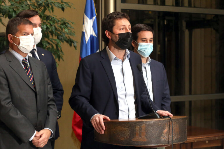 Diputados UDI insistirán para que proyecto sobre test de drogas a parlamentarios sea despachado esta semana