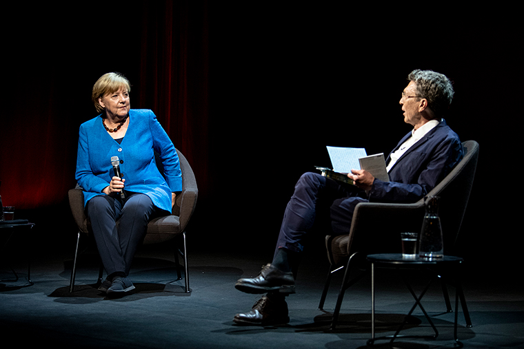 Ex canciller alemana Angela Merkel calificó de 