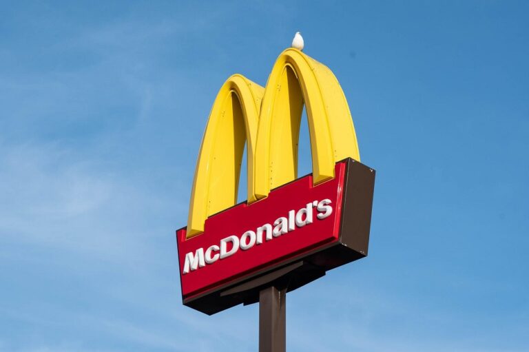McDonald’s sufre su peor caída en ventas desde la pandemia