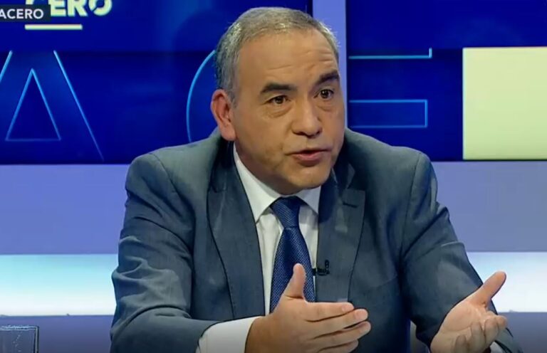 Espinoza: “Sería demasiado bochornoso para el presidente Boric revertir los indultos”