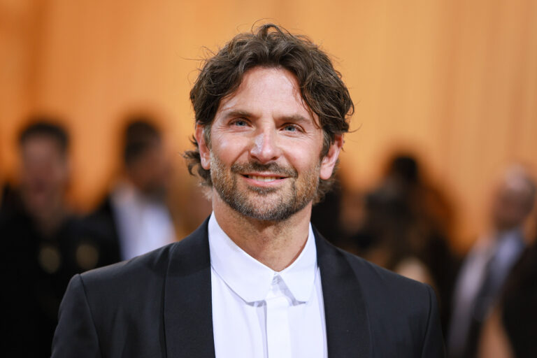 Bradley Cooper rompe el silencio sobre su adicción a la cocaína y revela que un famoso lo ayudó a sanarse