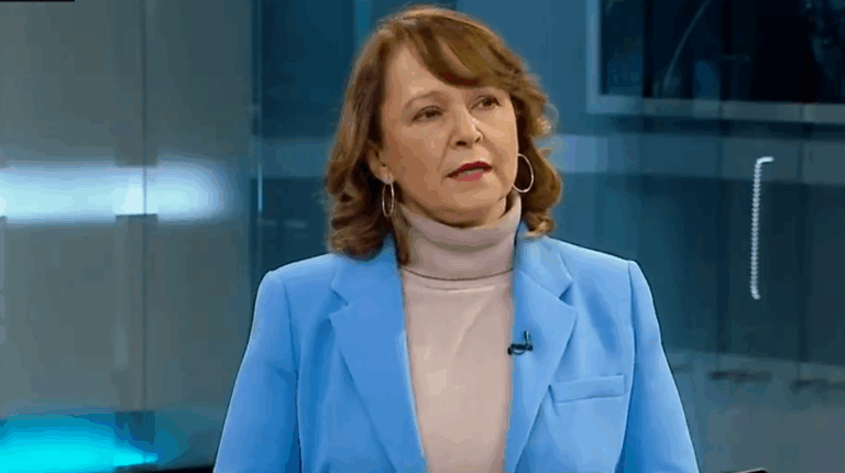 Ministra Hernando por cierre de fundición Ventanas: 