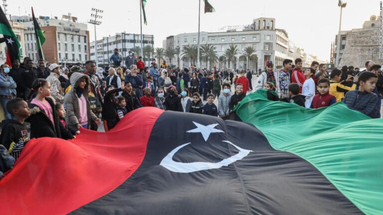 Manifestantes irrumpieron en el edificio del parlamento de Libia