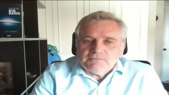 Mario Hamuy: 
