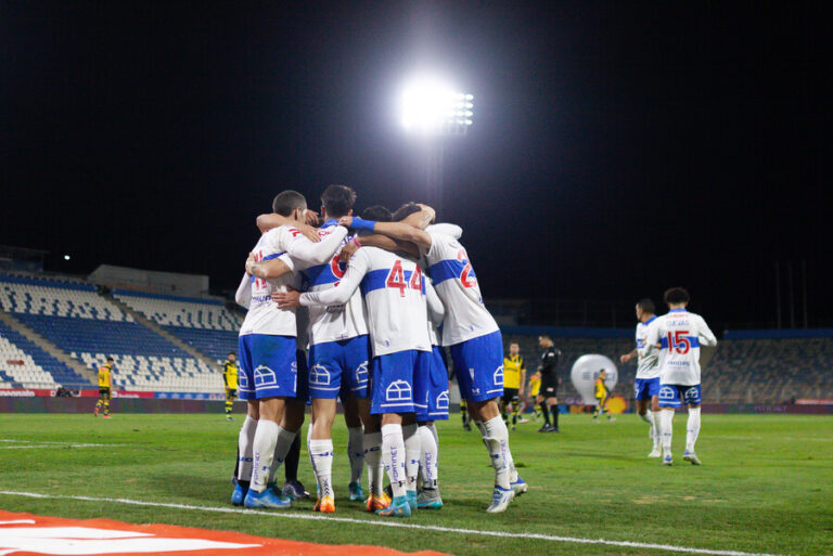 Universidad Católica recupera la confianza tras derrotar a un complicado Coquimbo Unido