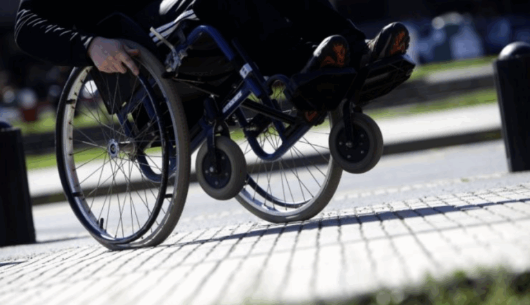 Expo inclusión 2022: Feria habilitó postulaciones para academia de mujeres con discapacidad y cuidadoras emprendedoras