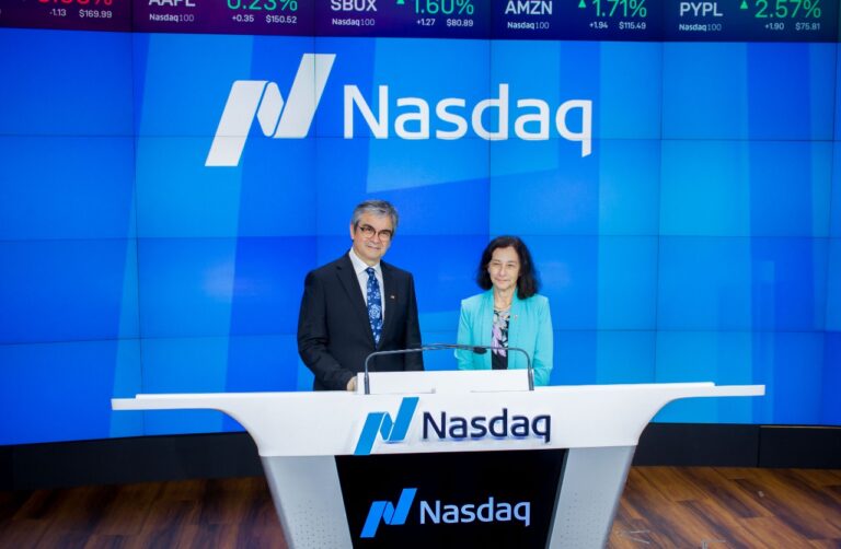 Chile Day 2022: Marcel y Costa se reunieron en público tras emplazamiento del ministro al BC por valor del dólar