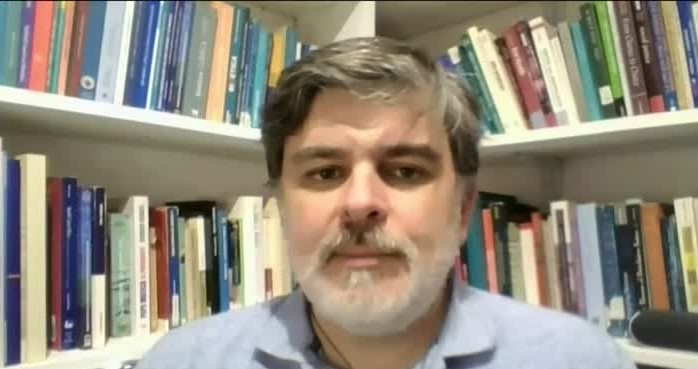 Dr. Jaime Burrows por extensión de vacaciones de invierno: 
