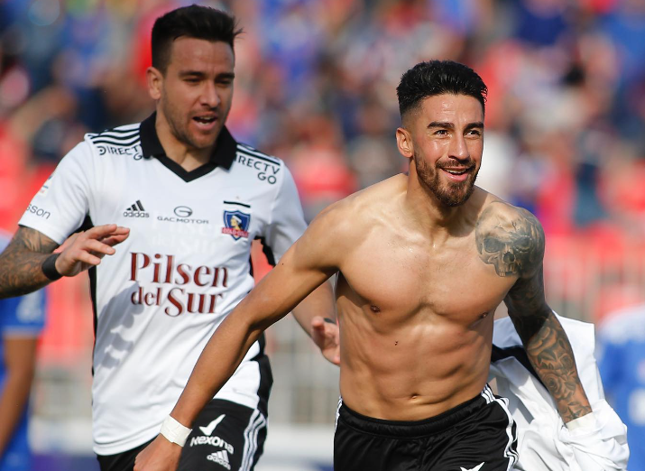 Colo Colo se consolida en la punta de la tabla tras hundir a la U. de Chile en una nueva edición del Superclásico