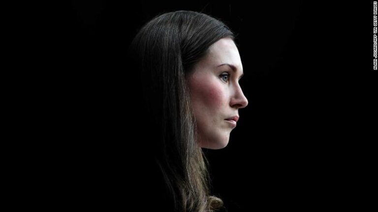 Finlandia: Primera ministra enfrenta una nueva polémica por una fiesta en residencia oficial