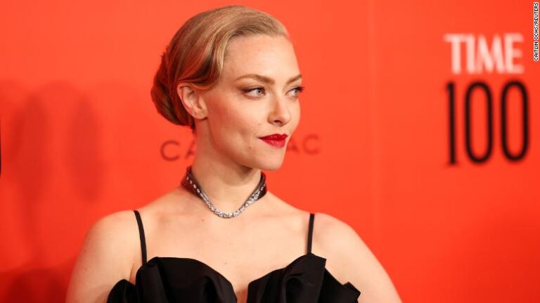 Actriz Amanda Seyfried confesó haberse sentido presionada en escenas de desnudos: 