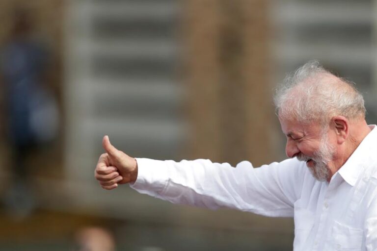 Brasil: Lula mantiene en 12 puntos su ventaja sobre Bolsonaro en un nuevo sondeo