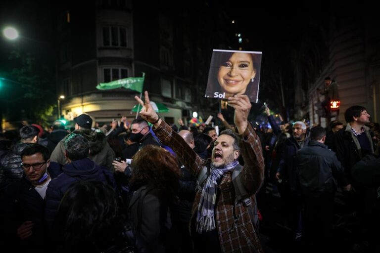 Cristina Fernández acusa un 
