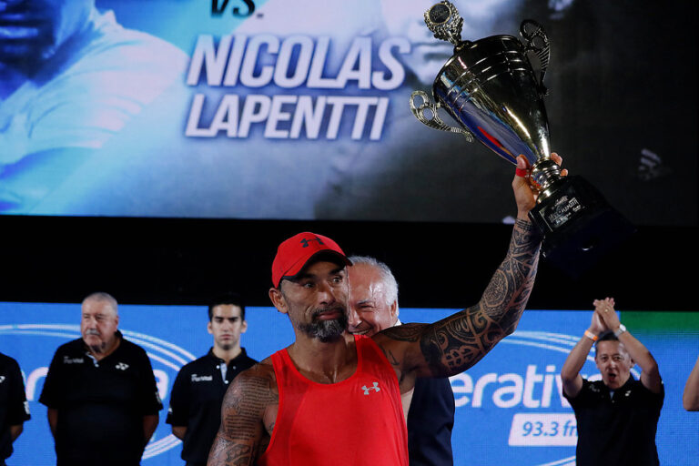 Marcelo Ríos debutó como entrenador de promesa del tenis: 