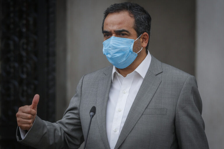 Quintana respaldó a ex ministra Vega: 