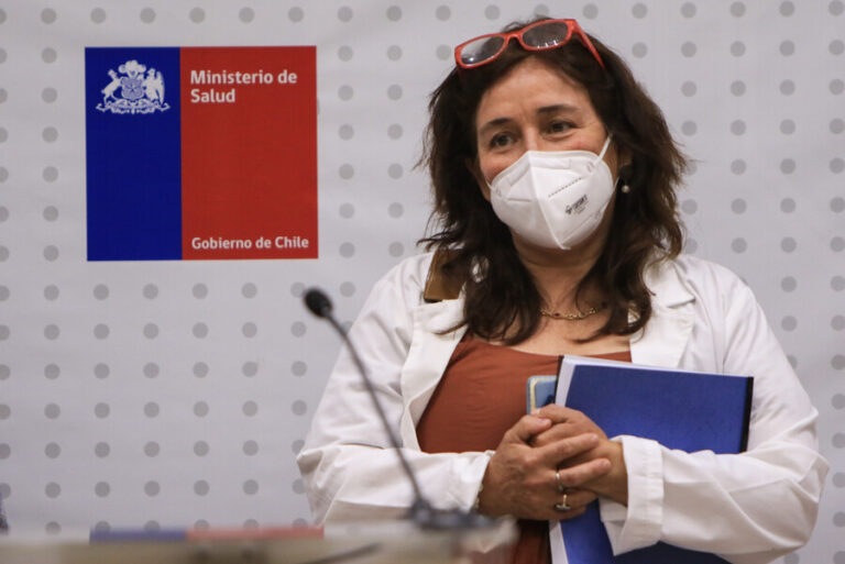 Ministra Yarza ante posible cambio de gabinete: 