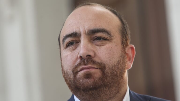 DC se querelló contra Fuad Chahin: Le imputan haber afectado gravemente el patrimonio del partido