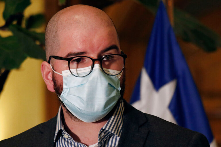 Contraloría dice que Jackson “no se ajustó a la prescindencia” por querer canalizar reformas a la eventual nueva Constitución