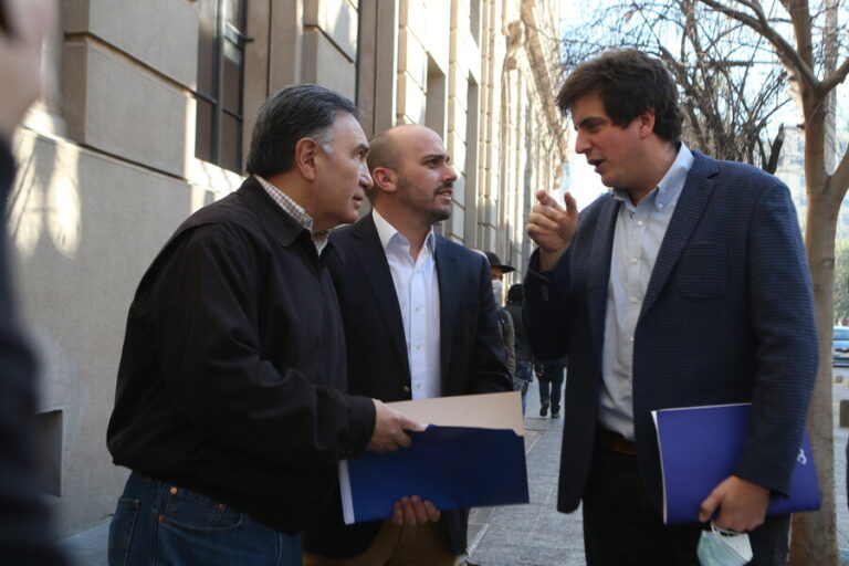 Parlamentarios RN citan a subsecretario Vergara para que explique diferencias en cifras sobre robos de autos