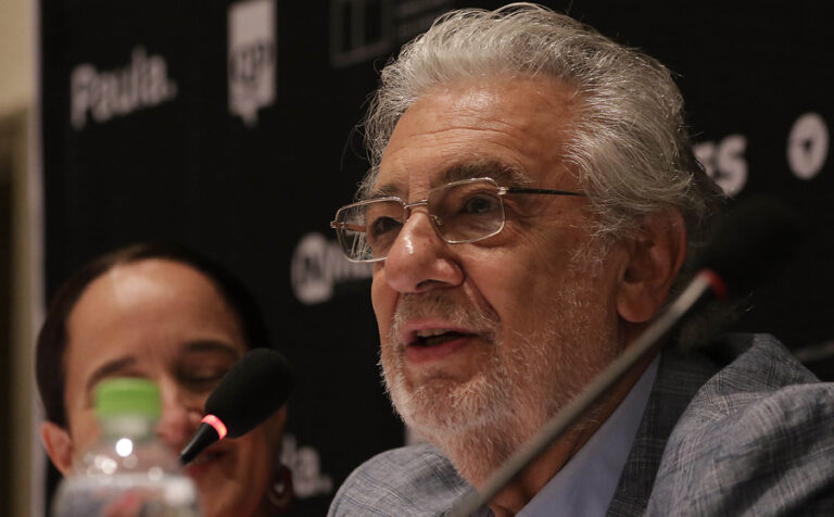 Plácido Domingo cancela concierto en Chile a pocos días de ser vinculado con 