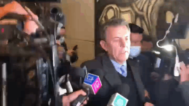 Diputado de la Carrera agredió con golpes a Alexis Sepúlveda (PR)
