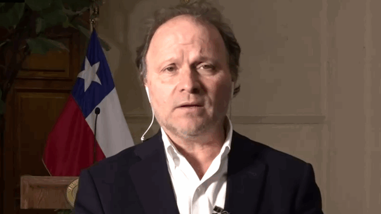 Senador De Urresti: 