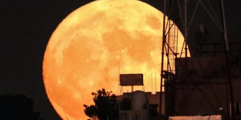 Las fotografías que dejó la Superluna de Esturión en todo el mundo