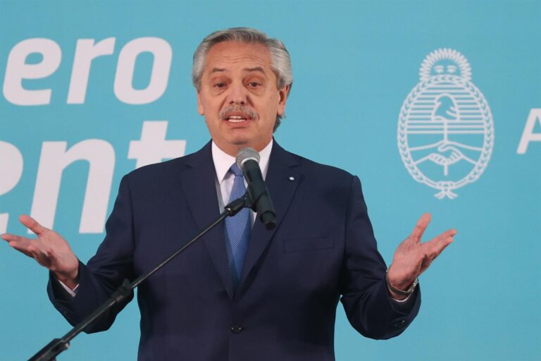 Argentina: Alberto Fernández se defiende por sus dichos sobre el fiscal que investiga a CFK