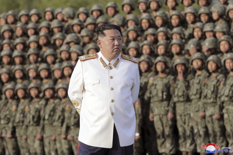 Corea del Norte lanzó dos misiles de crucero al mar Amarillo